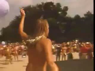 Perdere nuda concorso 1970
