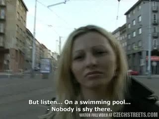 Czeska streets - ilona takes kasa na publiczne seks wideo