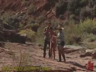 Tied fel és exposed -ban a desert