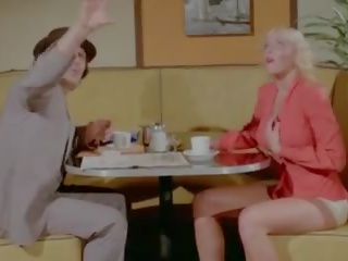 Candy goes në hollywood 1979, falas x çeke porno video e5
