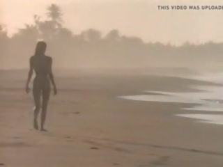 Sexy girls with big boobs naked on pantai, porno 1e