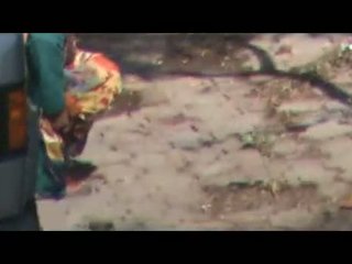 Indian Aunties Doing Urine Outdoors Hidden Cam Vid