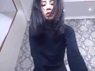 Asian School Dirty Girl Play Her Dirty Pussy Feel so.