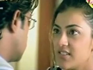 Telugu artistang babae kajol agarwal showing suso