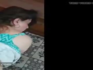 Warga india matang aunty besar faraj fucked dengan pelanggan