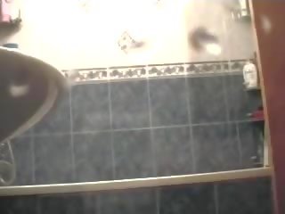مراقبة لها في ال حمام, حر جديد في xxx الاباحية فيديو 55