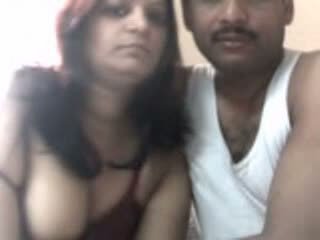 Индийски двойка rajesh и suman от noida бомби и майната на уеб камера