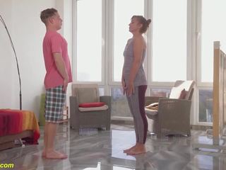 Mère has rude sexe avec son yoga instructor: gratuit hd porno 66 | xhamster