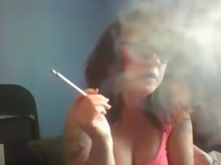 Rūkymas seksualu: nemokamai namų vaizdeliai porno video cc
