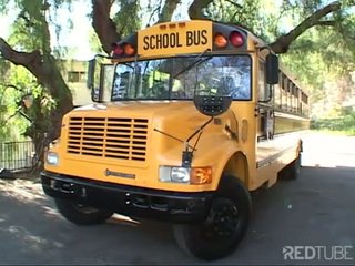 Dospívající likes školní autobus souložit